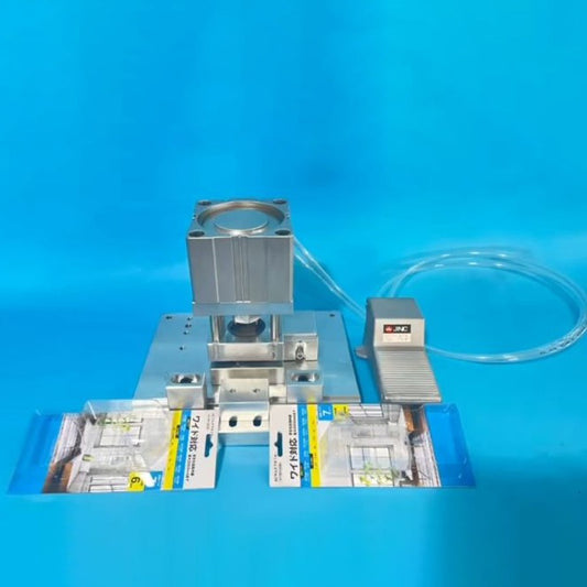 Perforadora neumática personalizada para ganchos: tamaño personalizable, espaciado ajustable, ideal para ganchos de cartón. 